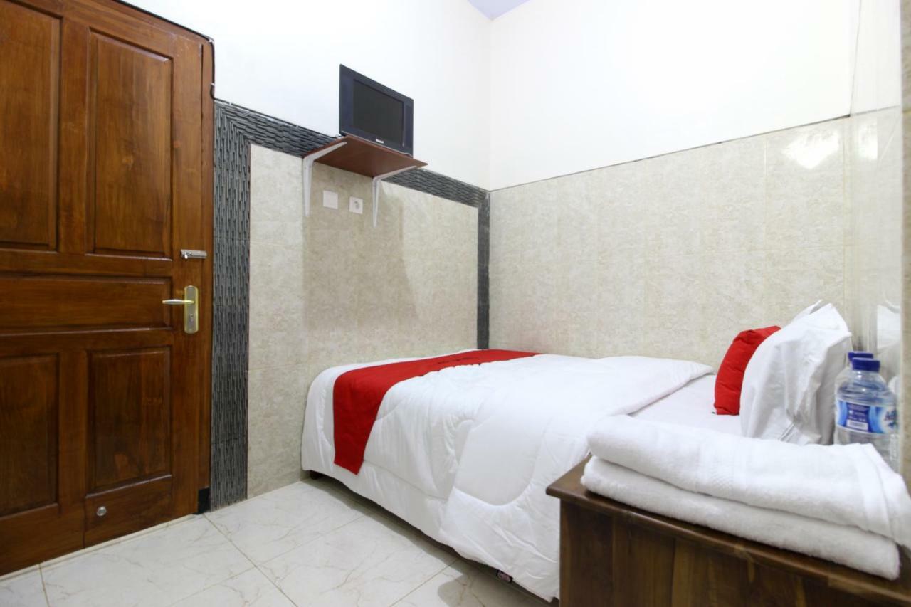 Reddoorz Near Museum Gunung Merapi Kaliurang Exterior photo