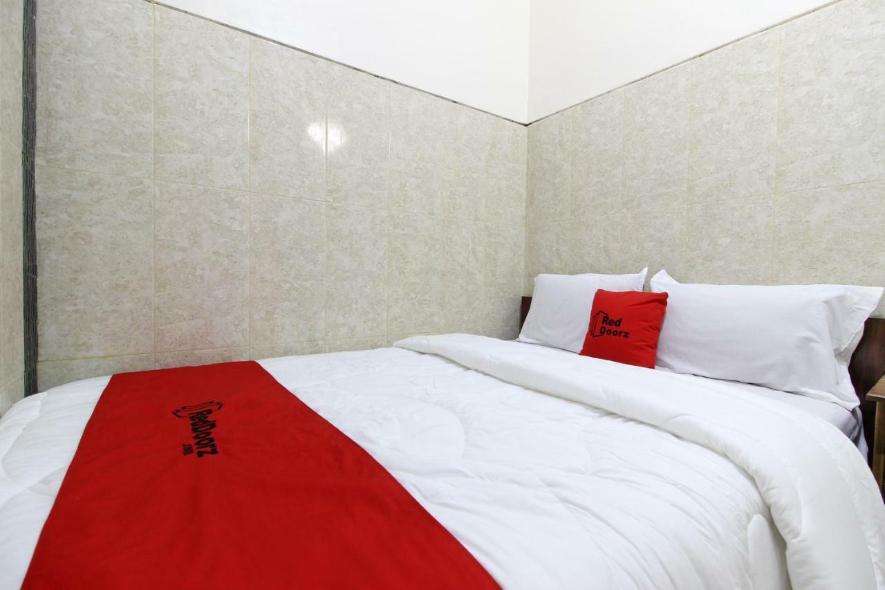 Reddoorz Near Museum Gunung Merapi Kaliurang Exterior photo